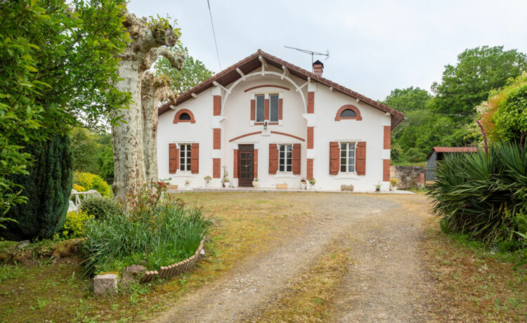 Maison 6 pièce(s) 98 m2 1